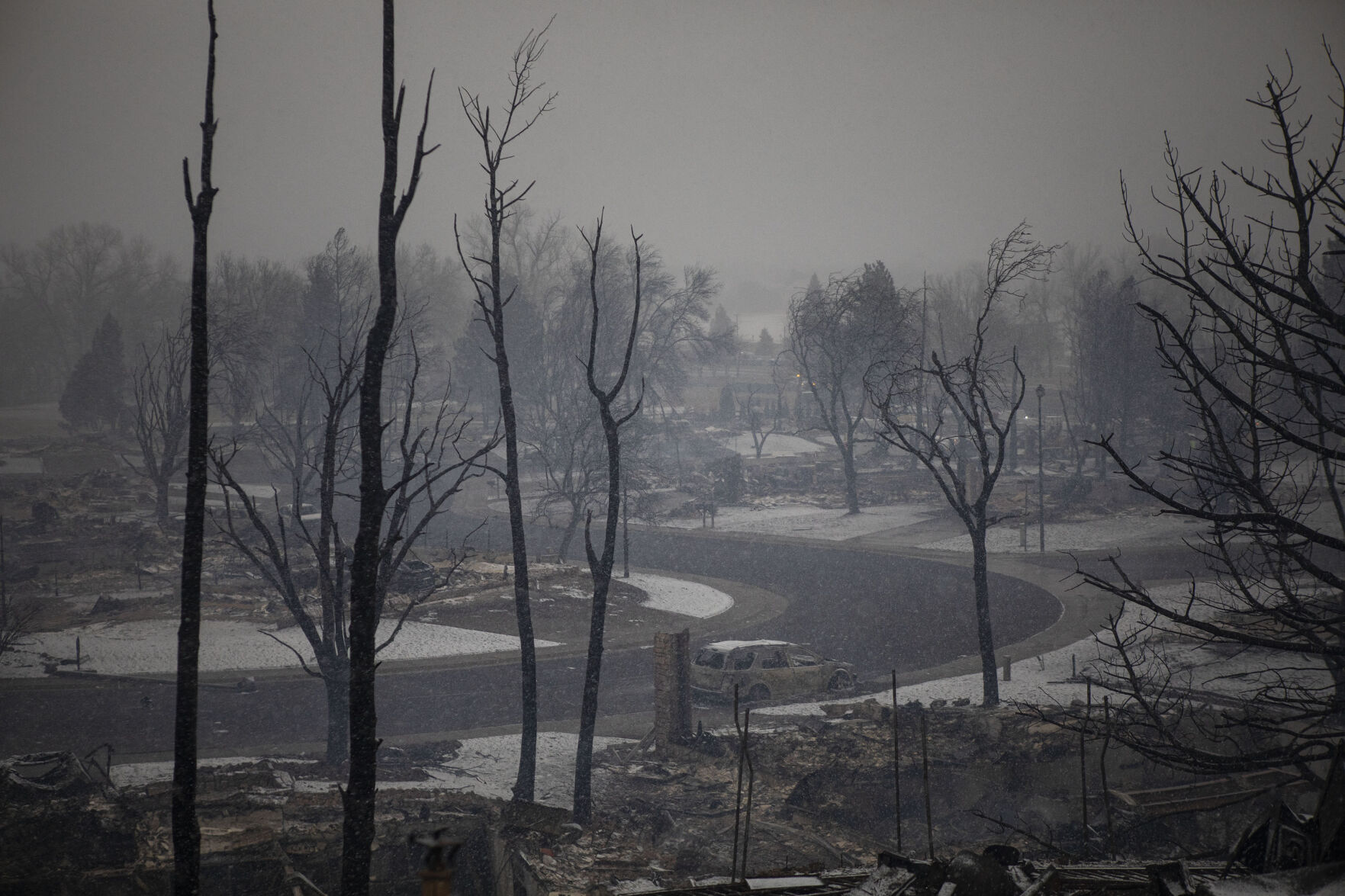 010122-news-LouisvilleFires24.JPG